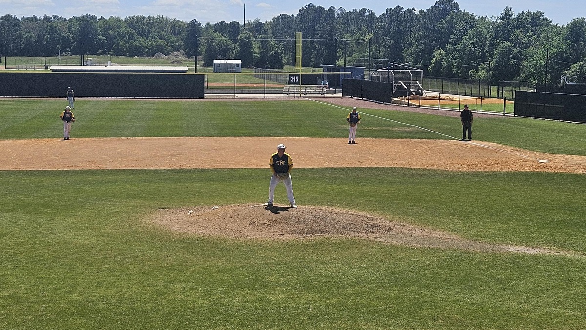 Drew Billings notches a 3-inning save vs. Paine.