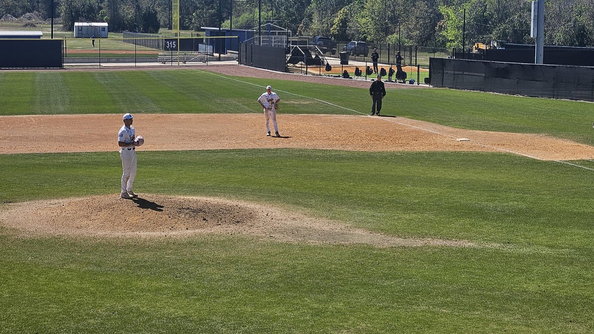 Baseball: Eagles Fall Twice to NAIA Thomas