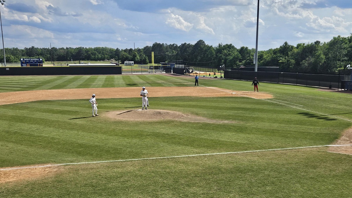 Baseball: Eagles&rsquo; Rally but Fall in Rain-Shortened Game with Atlantis