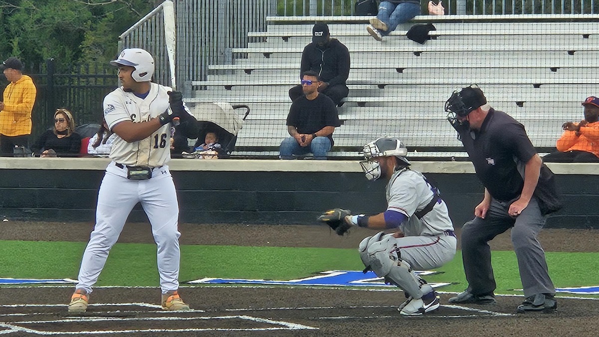 Baseball: Walk-Off Homer, Offensive Explosion Lead to Sweep of Florida National