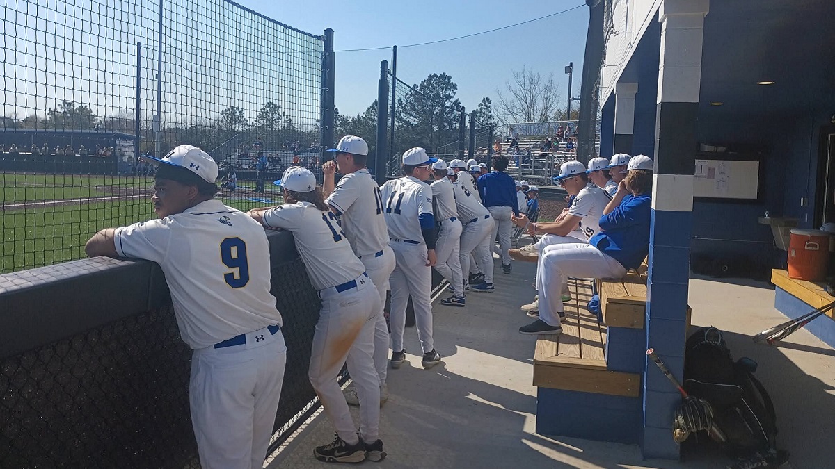 Baseball: Eagles Win Russ-Matt Opener 10-6 over NAIA Cornerstone