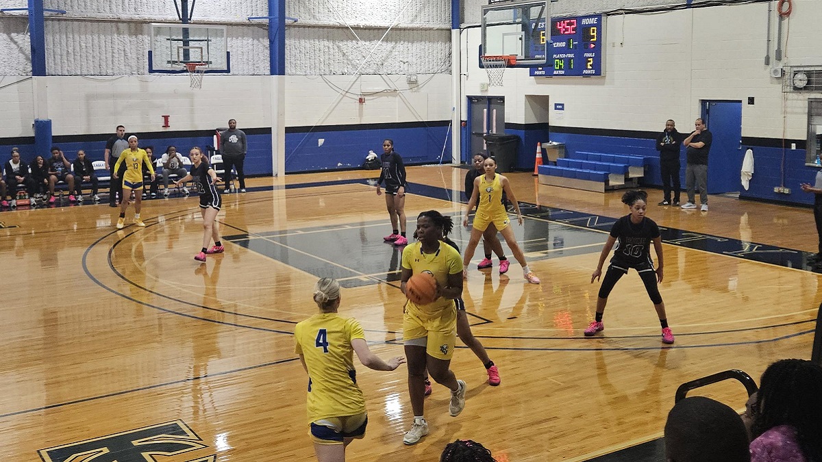 Women's Basketball: 4 Double-Digit Performers Lead Eagles to Win over Paine